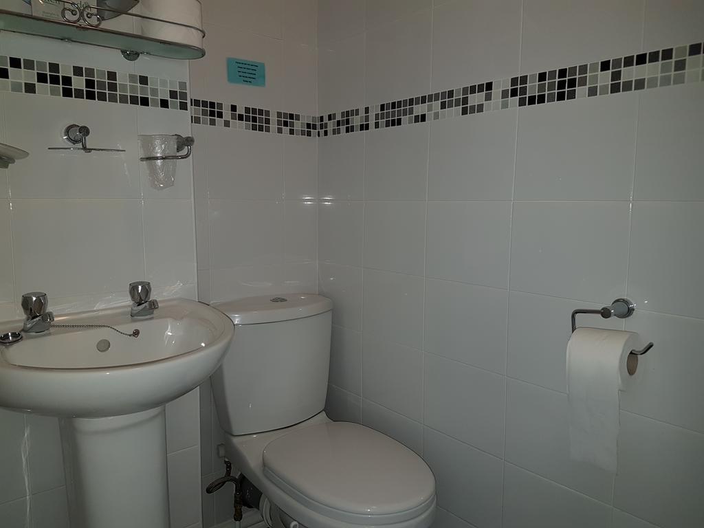 블랙풀 Kings Court Families & Couples B&B 외부 사진
