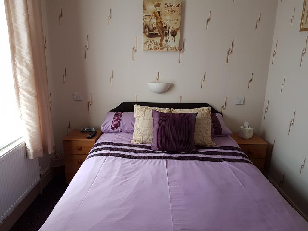 블랙풀 Kings Court Families & Couples B&B 외부 사진