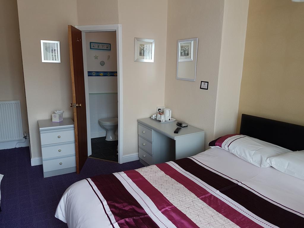블랙풀 Kings Court Families & Couples B&B 외부 사진