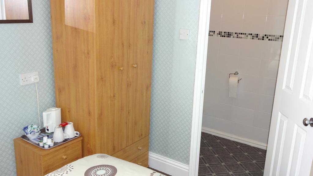 블랙풀 Kings Court Families & Couples B&B 외부 사진