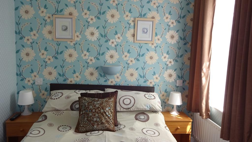 블랙풀 Kings Court Families & Couples B&B 외부 사진