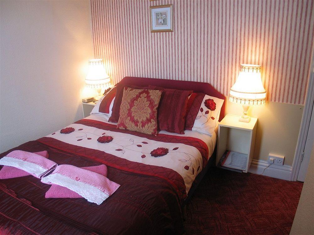 블랙풀 Kings Court Families & Couples B&B 외부 사진