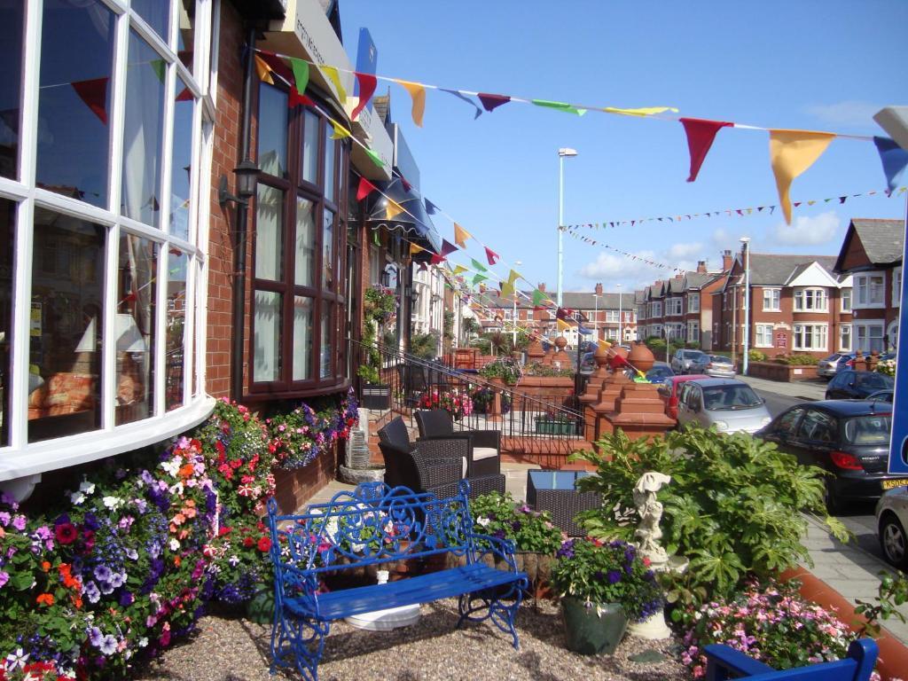 블랙풀 Kings Court Families & Couples B&B 외부 사진