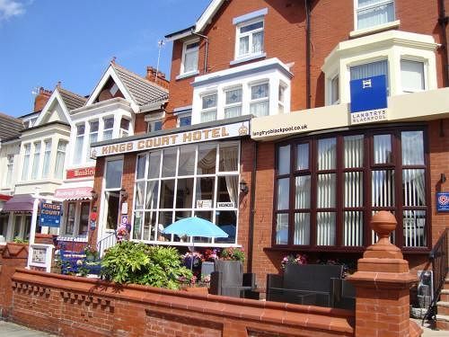 블랙풀 Kings Court Families & Couples B&B 외부 사진
