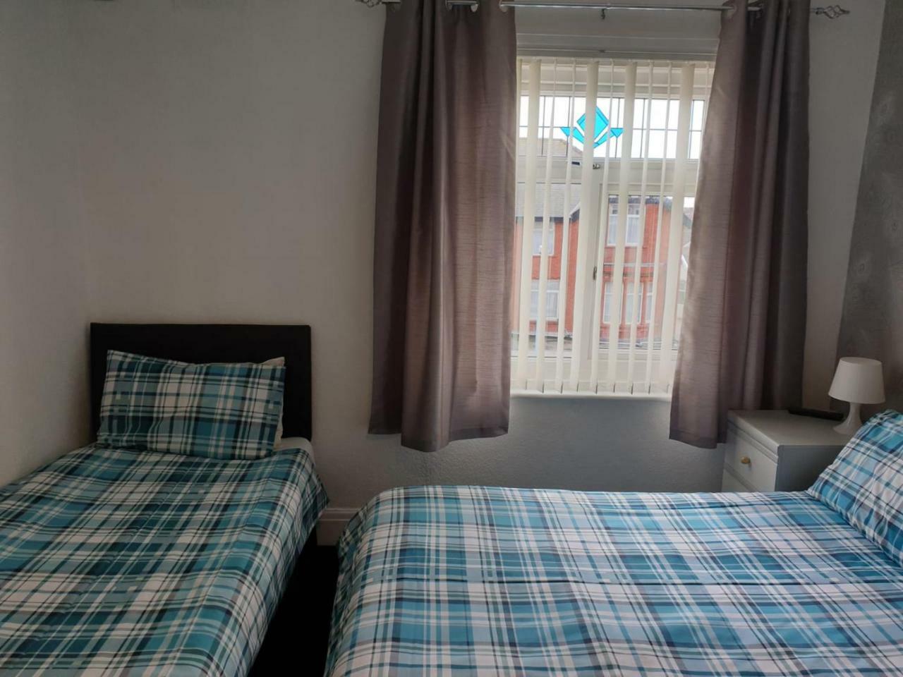 블랙풀 Kings Court Families & Couples B&B 외부 사진